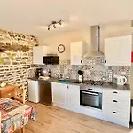 Greener Pastures - Normandy Self Catering *