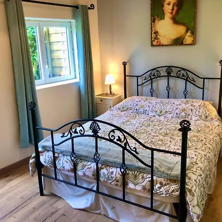 Greener Pastures - Normandy Self Catering Daire La Chapelle-Engerbold