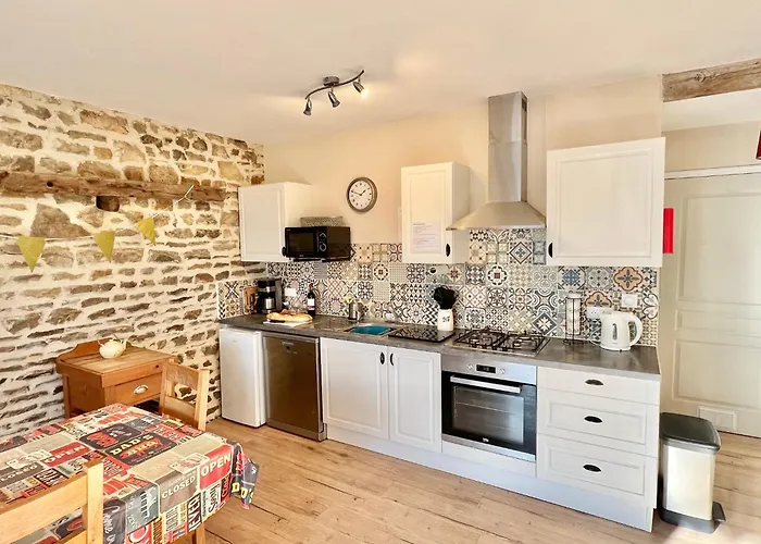 Greener Pastures - Normandy Self Catering *